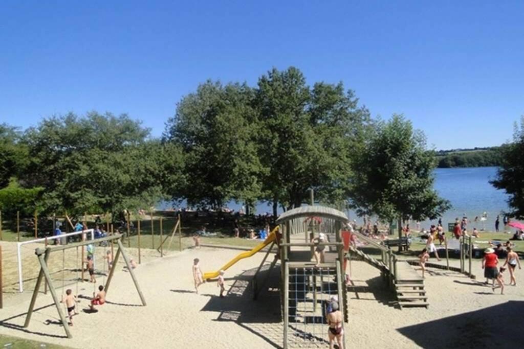 T 2 Dans Village Vacances 3 *** A Saint Geniez 2 Piscines Chauffee Pierrefiche  Exteriör bild